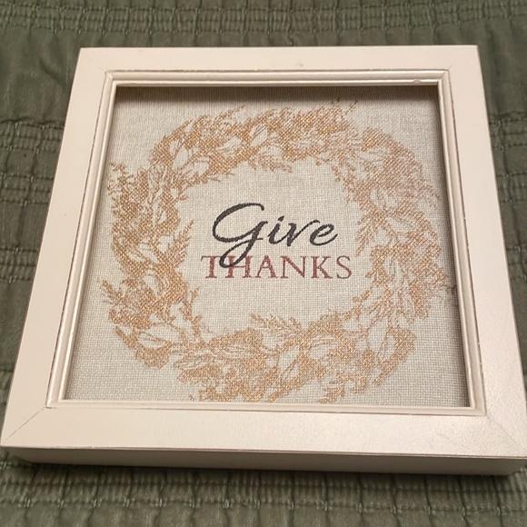 GIVE THANKS FALL Thanksgiving Wall or Tabletop Decor Wall Hanging - Picture 12 of 12